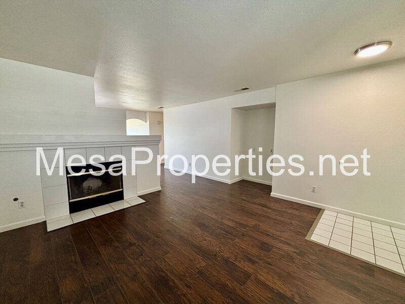 13539 Merry Oaks St - Photo 4 of 23