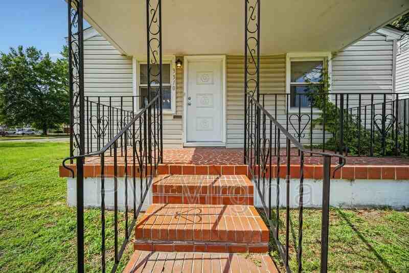 3310 Glasgow St - Photo 4 of 25