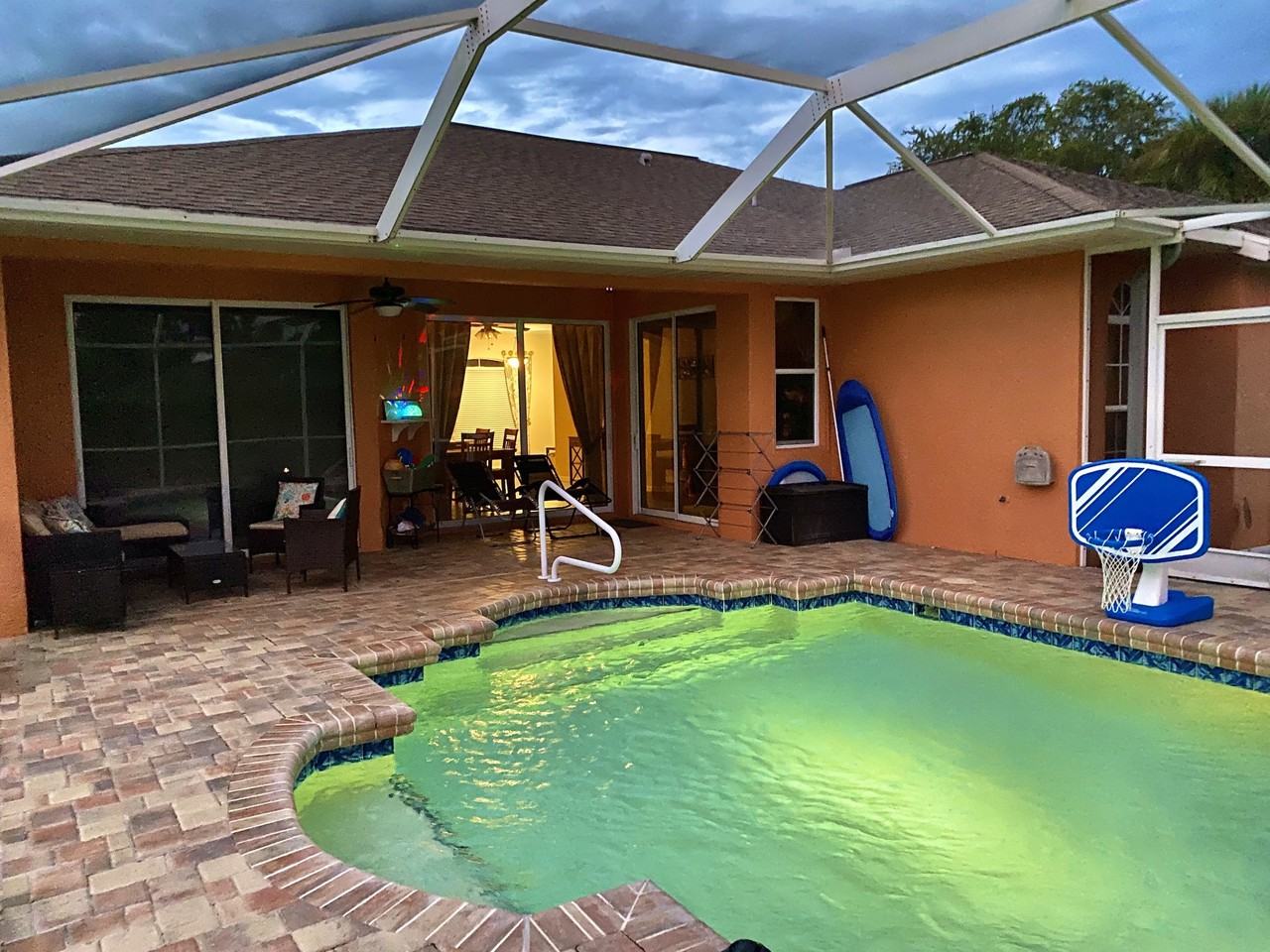 Everglades Terrace & Homestead Cir - Photo 4 of 54
