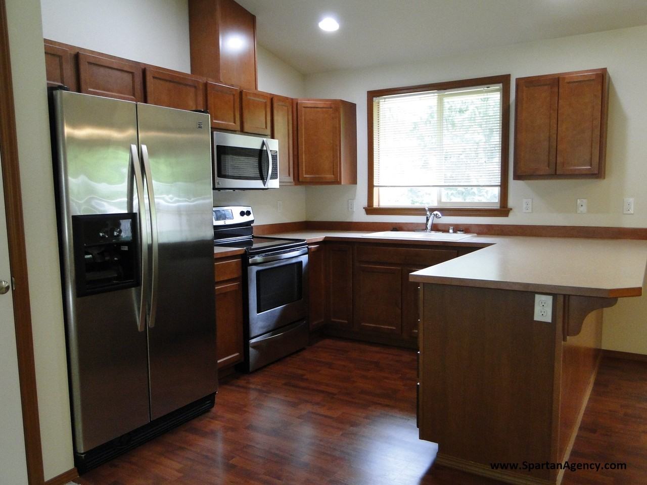 9409 202nd Avenue East - Photo 5 of 14