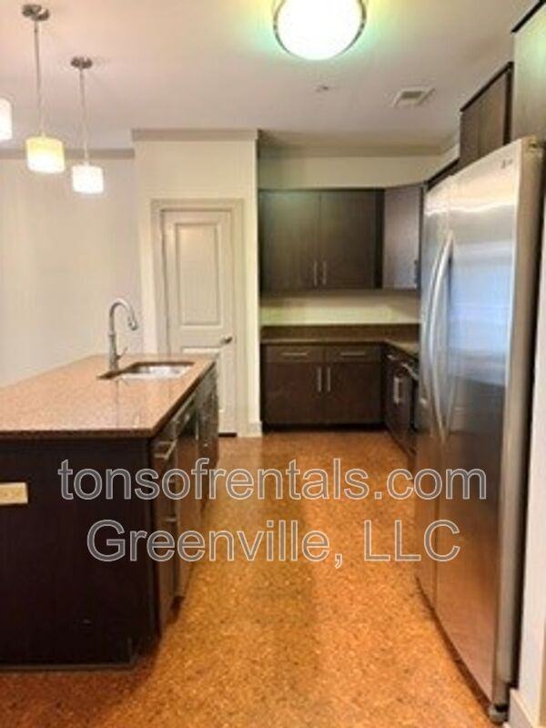 98 E Mcbee Ave #306 - Photo 2 of 9