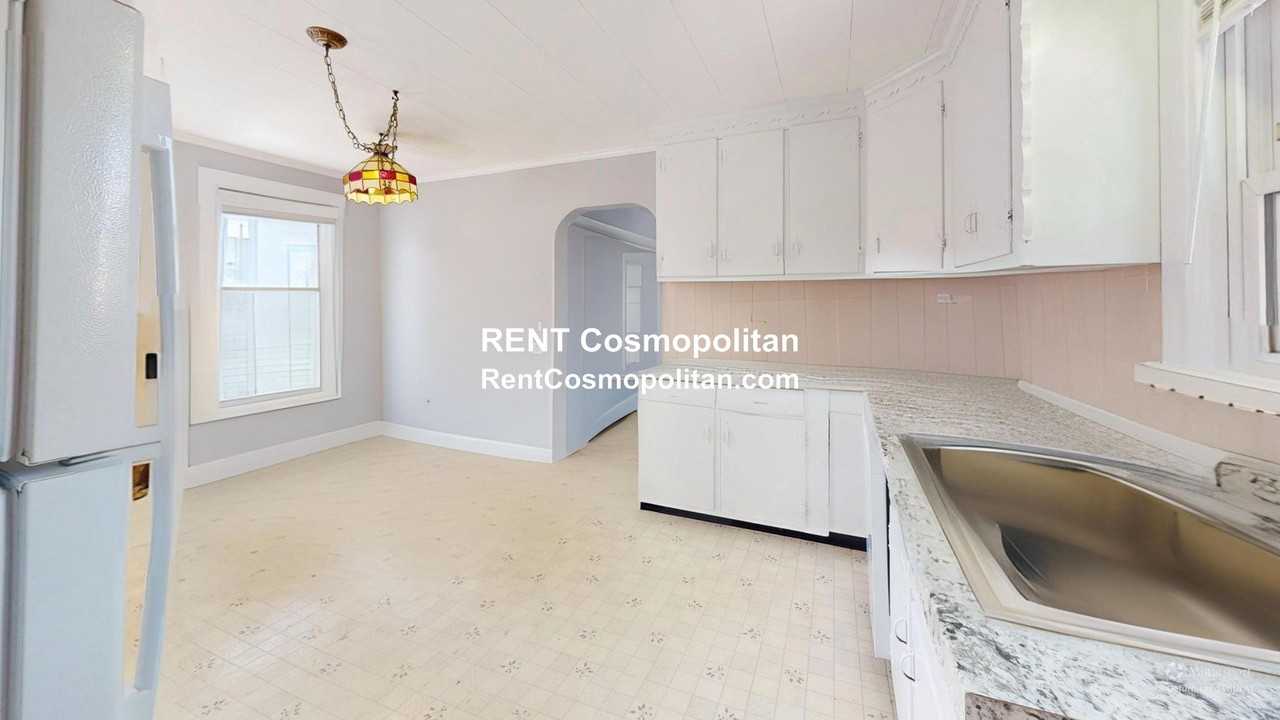 36 Lawrence St #2 - Photo 7 of 13
