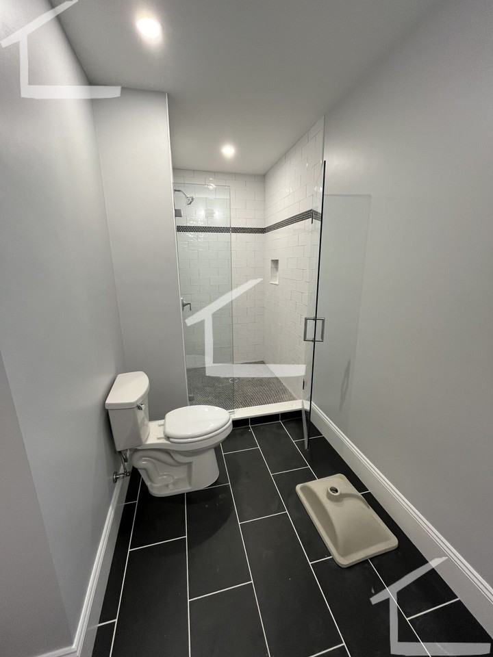 Shepard St #4 - Photo 7 of 25