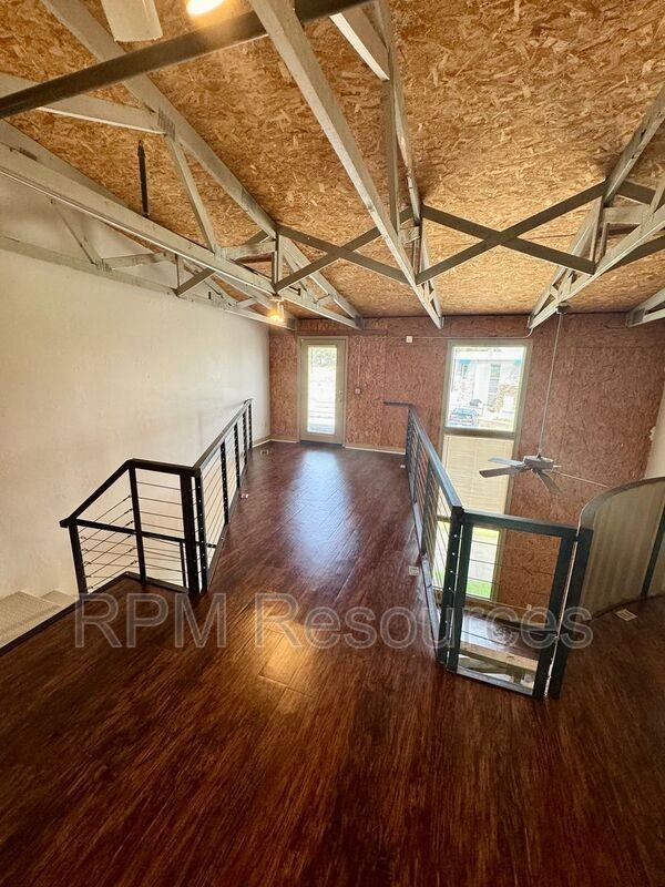 300 Summit Ridge Dr - Photo 7 of 15