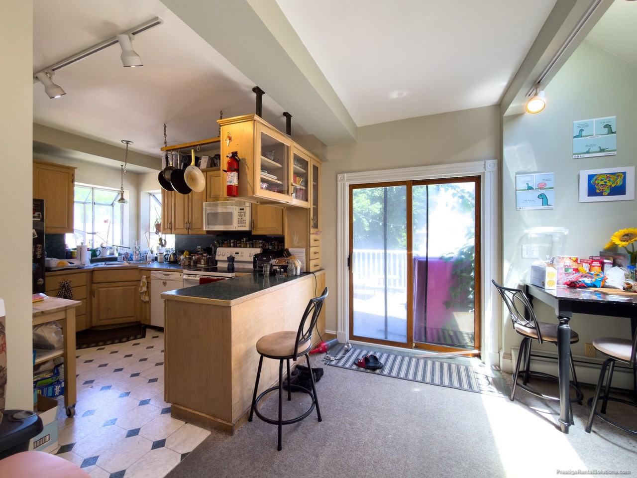 318 N Harvard St #1 - Photo 4 of 30