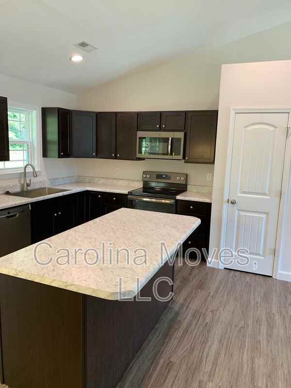 147 Cosmos Ln - Photo 4 of 14