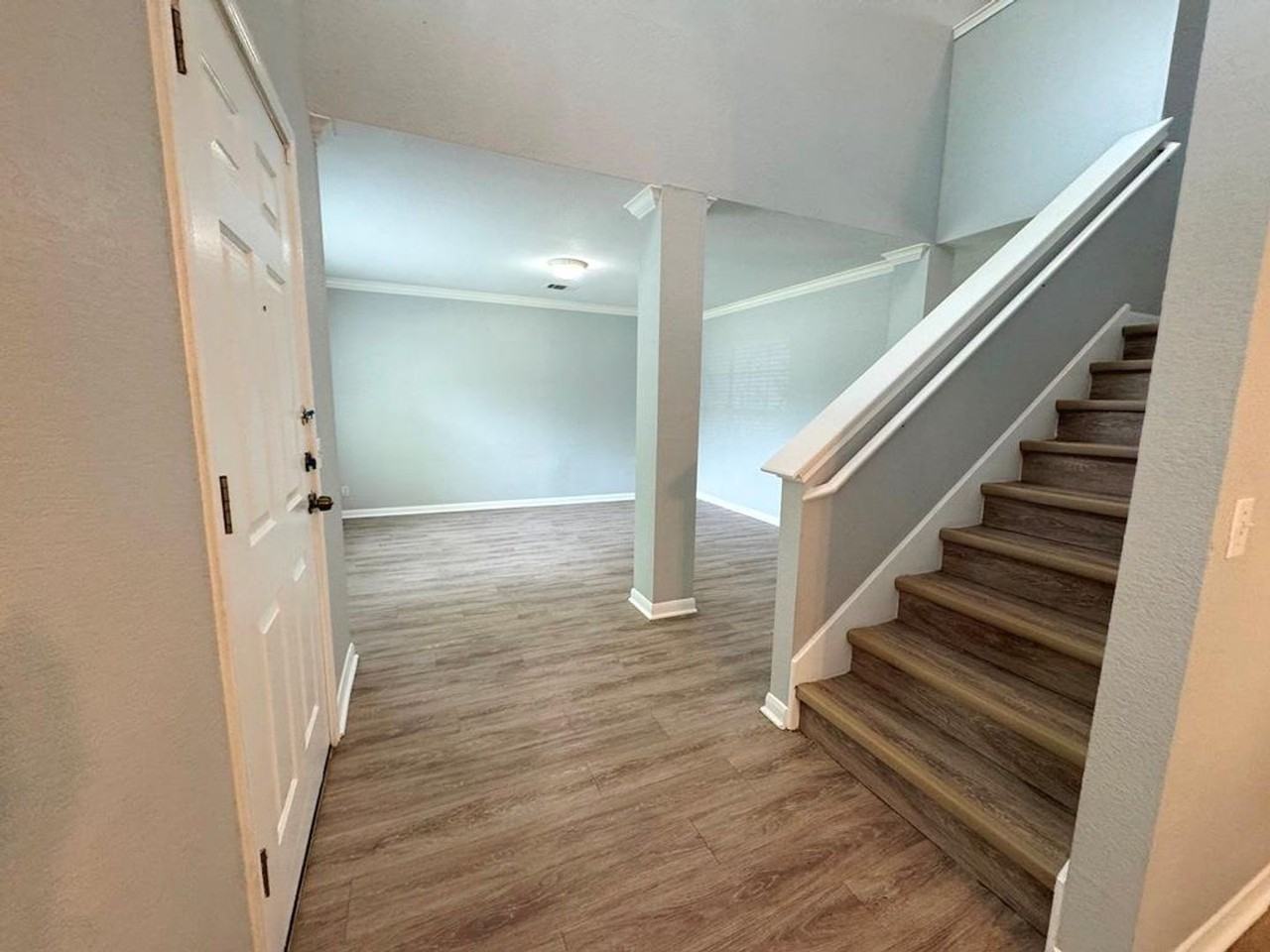 1009 Rutgers Dr - Photo 3 of 44