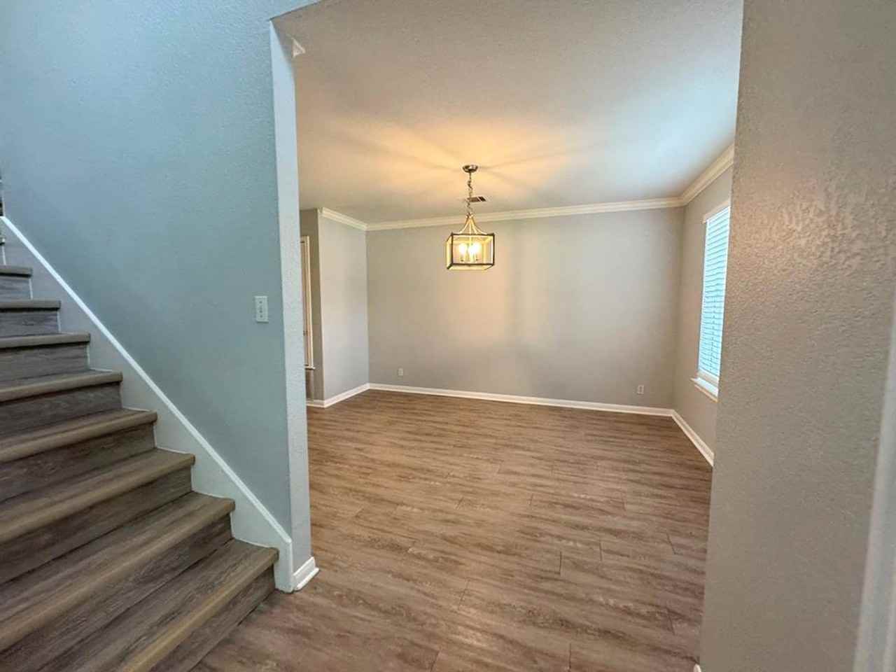 1009 Rutgers Dr - Photo 6 of 44