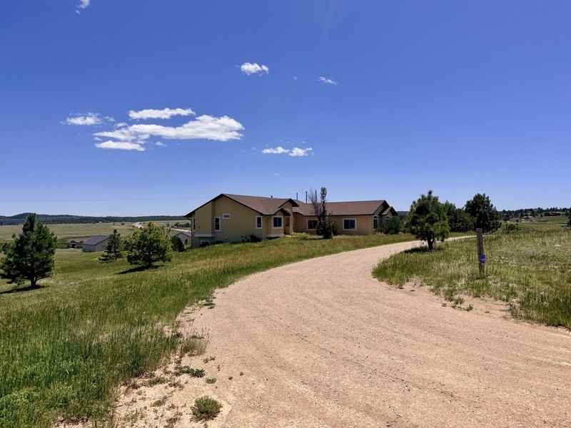 18515 Peaceful Pines Rd - Photo 2 of 34