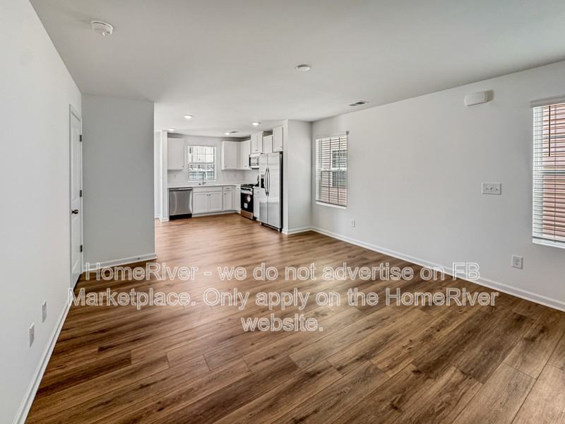 312 Livesey Ln - Photo 3 of 19