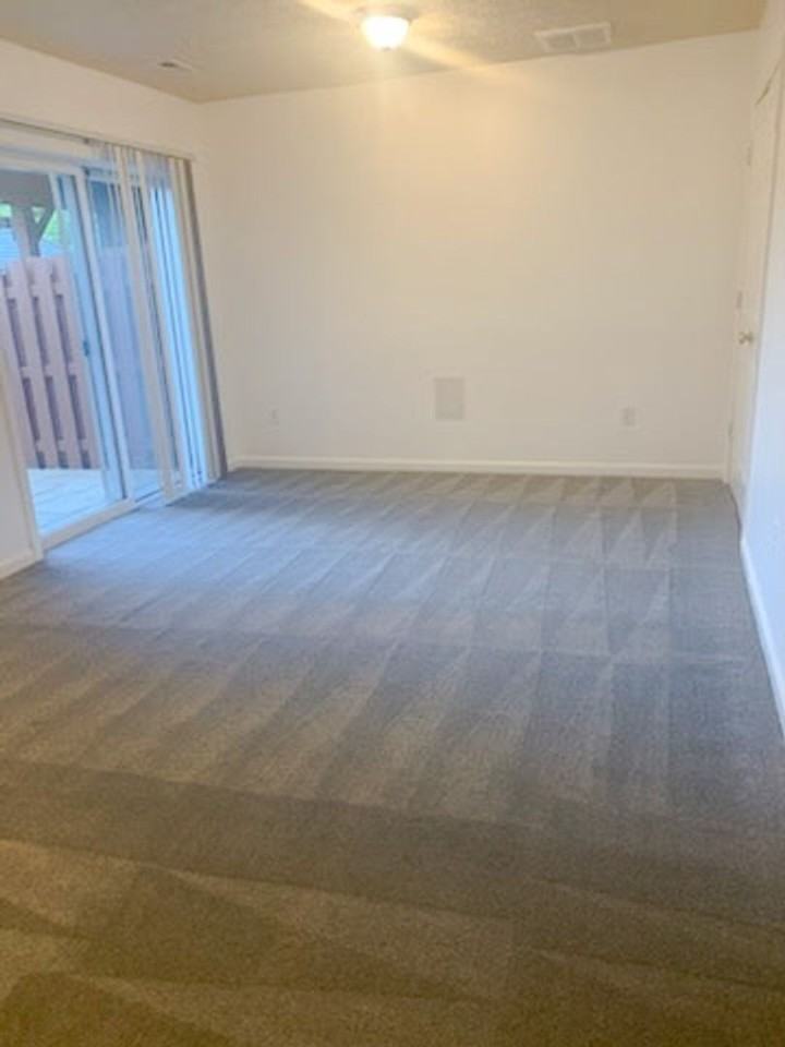 104 Stingray Ct - Photo 5 of 45
