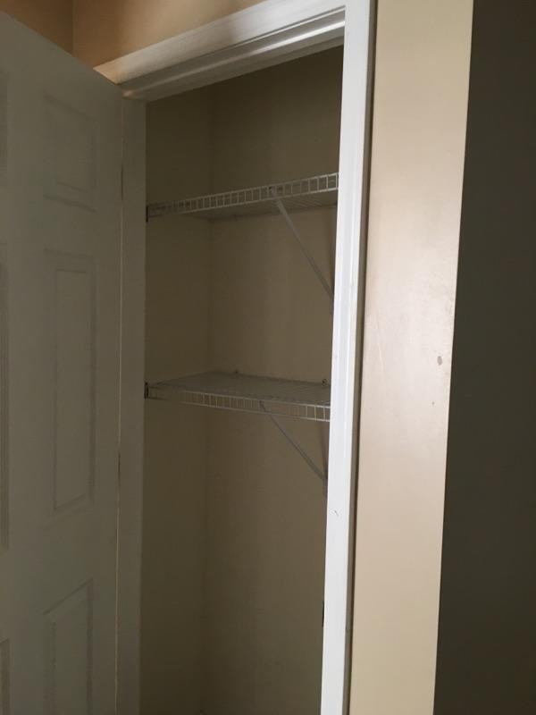 621 North Wilkinson Street - Photo 5 of 34