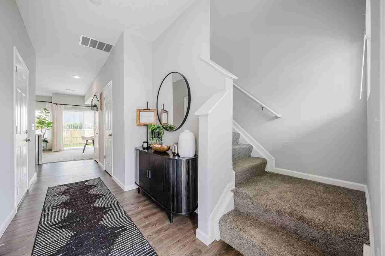 Brynn Mar Crossing Townhomes - Photo 4 of 50