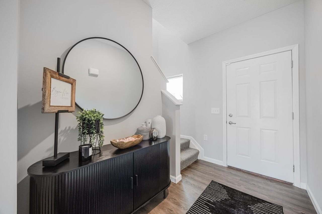 Brynn Mar Crossing Townhomes - Photo 4 of 50