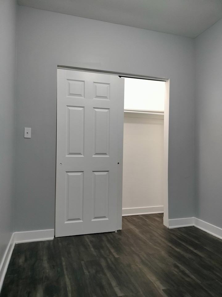 4800 South Winchester Avenue - Photo 4 of 31