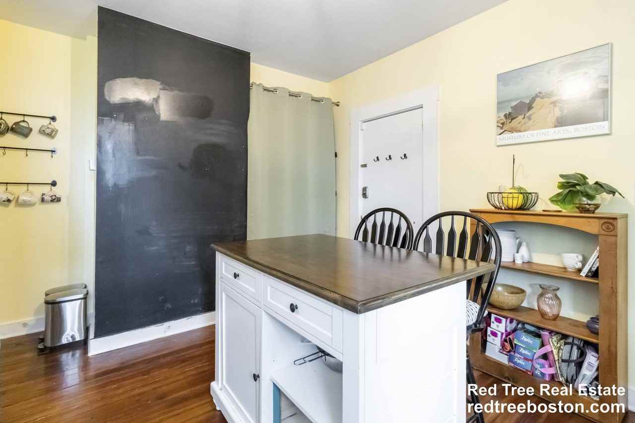 14 Torrey St #1 - Photo 3 of 14