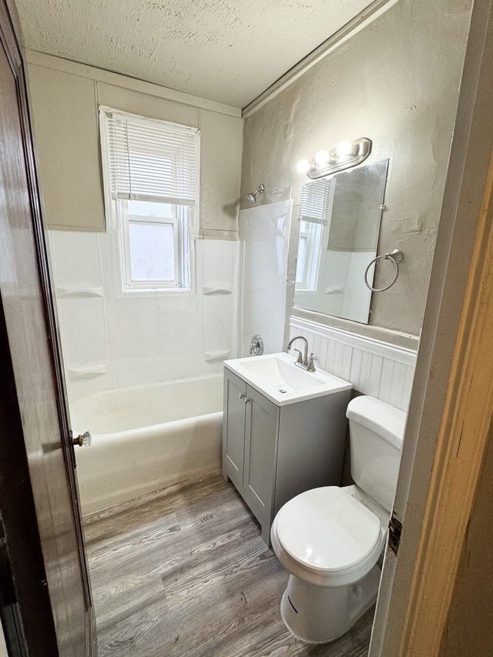 3864 Bamberger - Photo 4 of 7