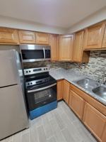 featured image of 2121 Clayton Ave