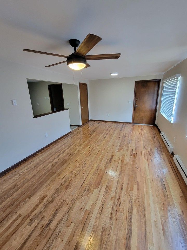 2121 Clayton Avenue - Photo 2 of 11