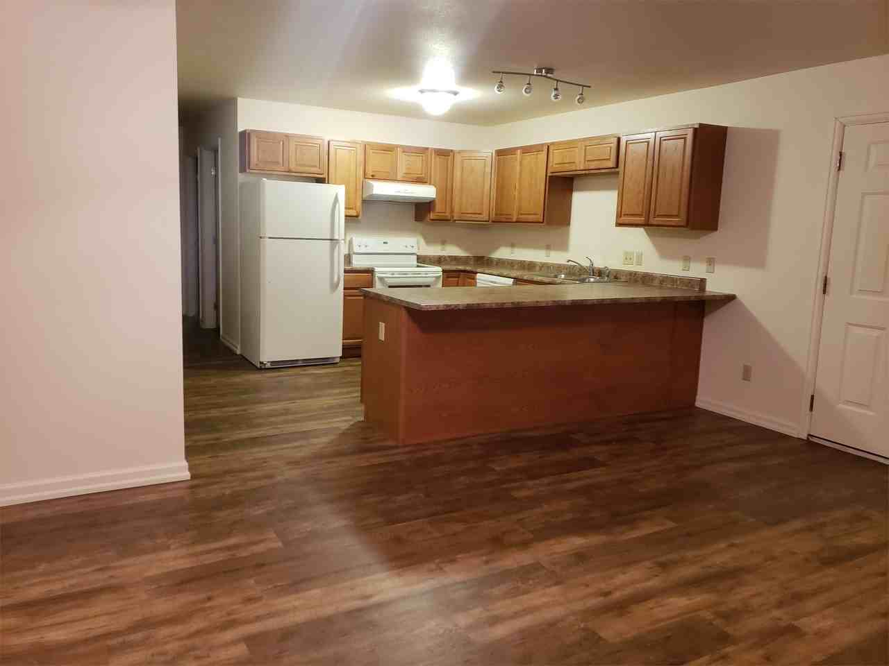 Sage Apartments - Photo 4 of 7