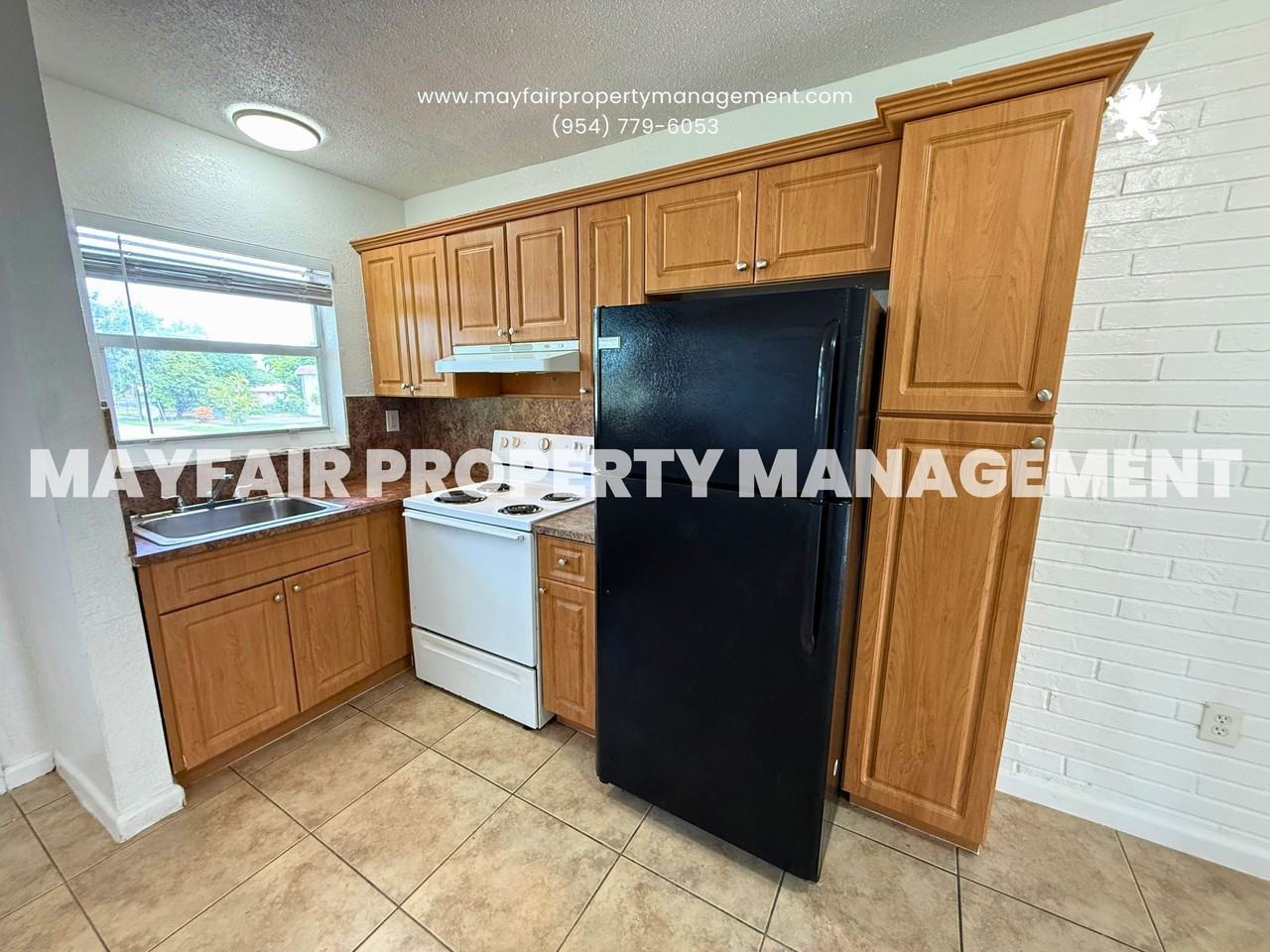 216 North 61st Avenue - Photo 3 of 16