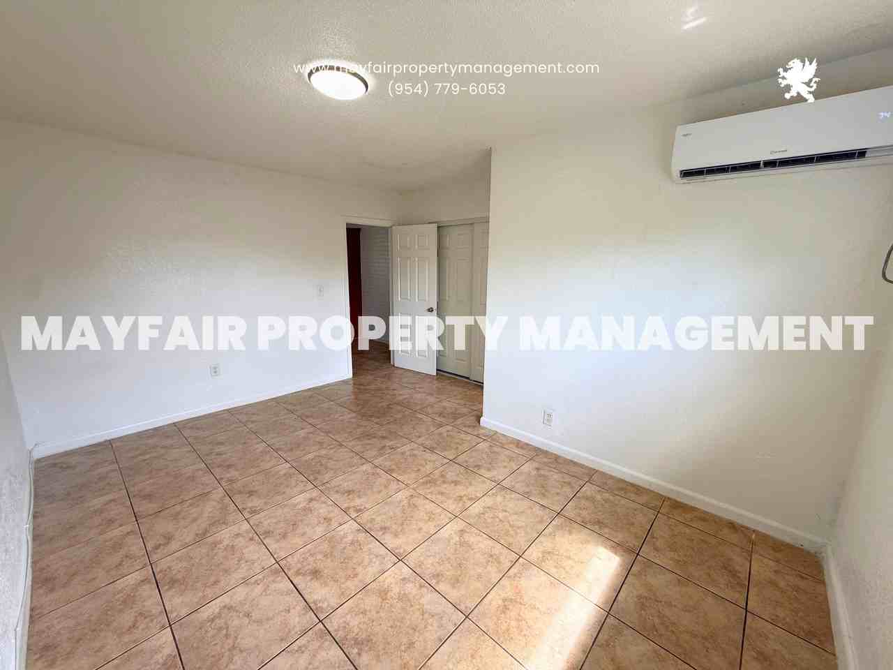 216 North 61st Avenue - Photo 6 of 16