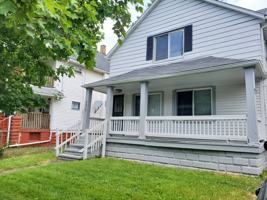 featured image of 3415 E 114th St