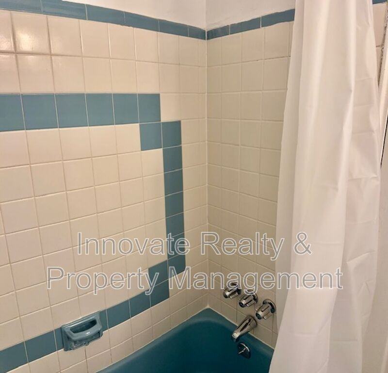 7613 Whitaker Ave #2E - Photo 6 of 18
