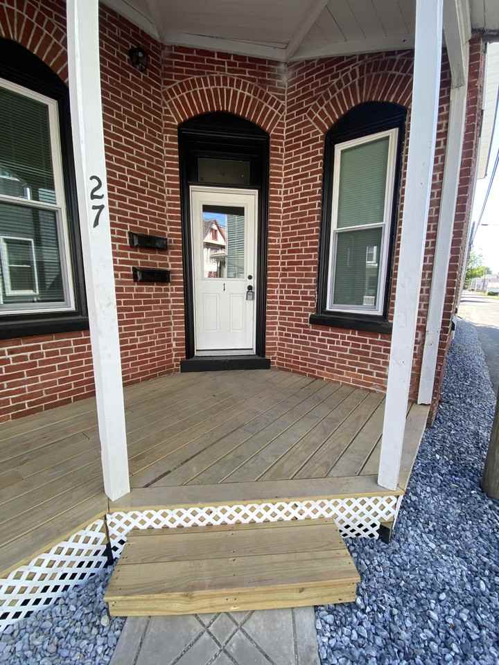 27 West Ferdinand Street - Photo 3 of 16