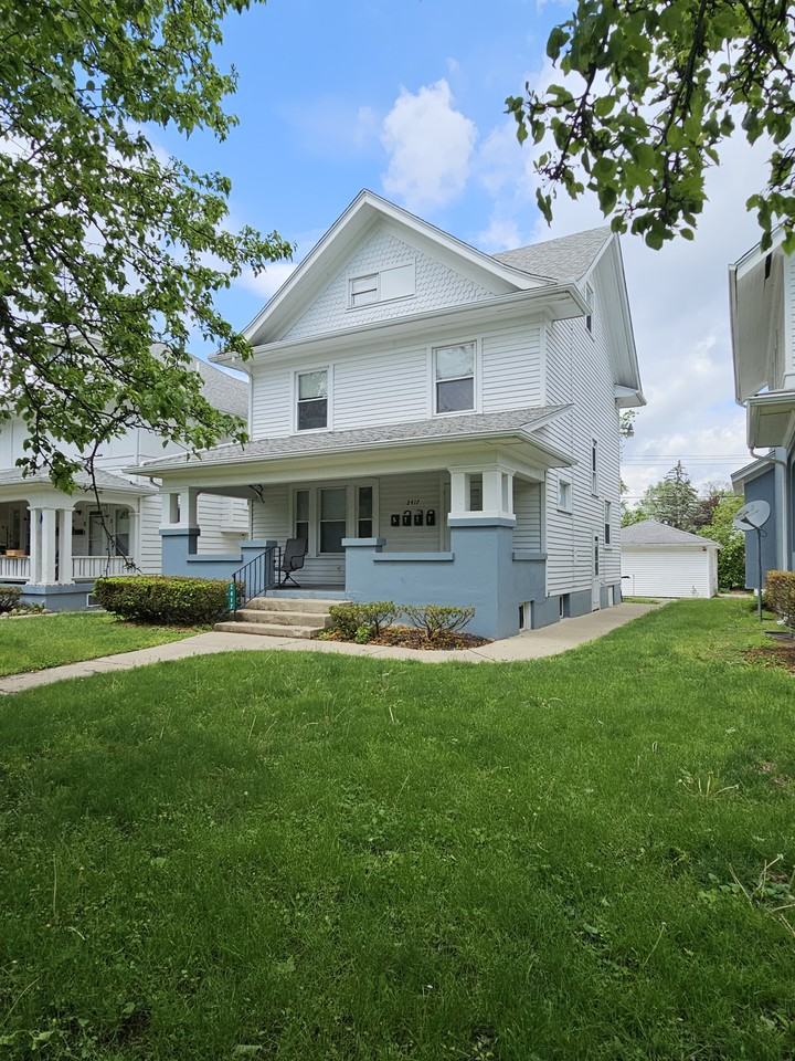 2413 Blanchard Avenue Moraine, OH 45439 - Photo 4 of 11