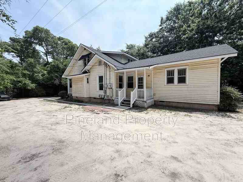 3410 Hill St #A - Photo 2 of 10