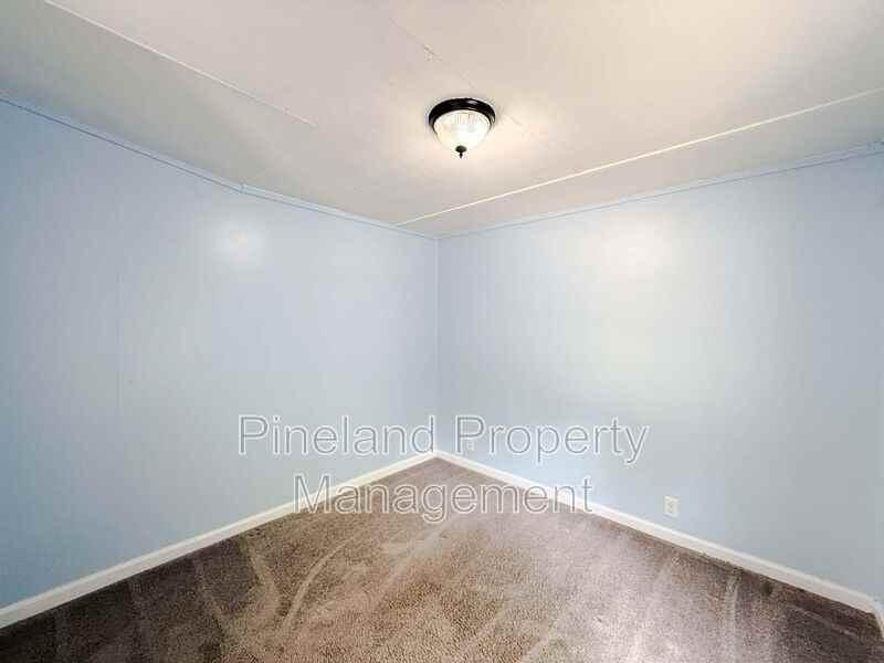 3410 Hill St #A - Photo 5 of 10