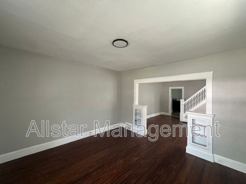 8201 Denison Ave - Photo 2 of 30