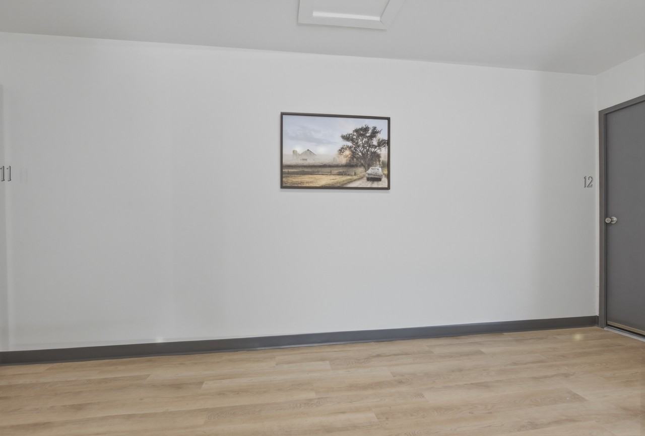 11 9th Avenue Northeast - Photo 4 of 8