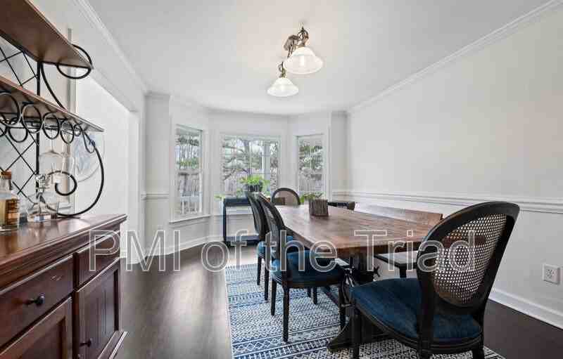 2766 Briaroak Dr - Photo 6 of 24