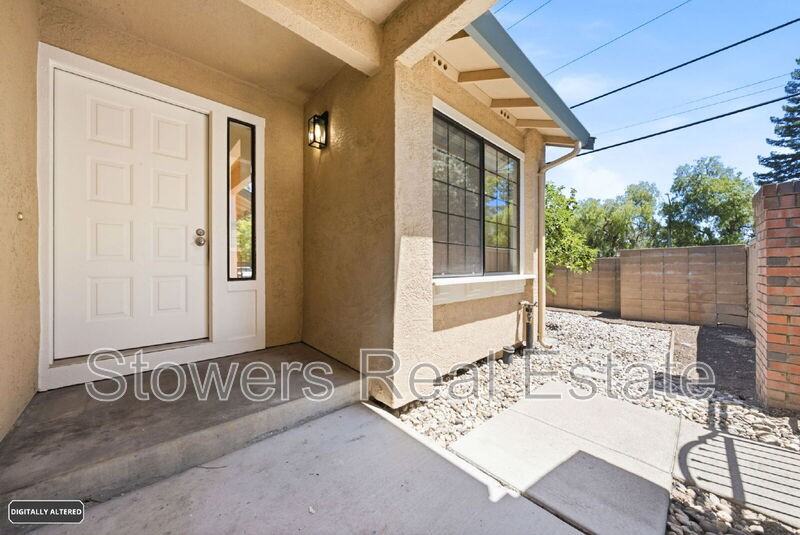 2033 Raphael Ct - Photo 3 of 39
