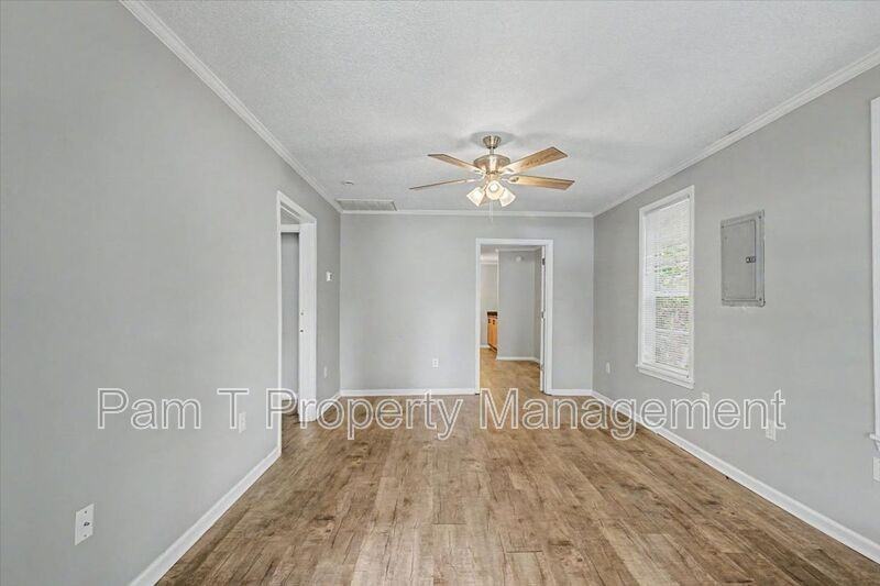 212 W 58th St - Photo 6 of 21