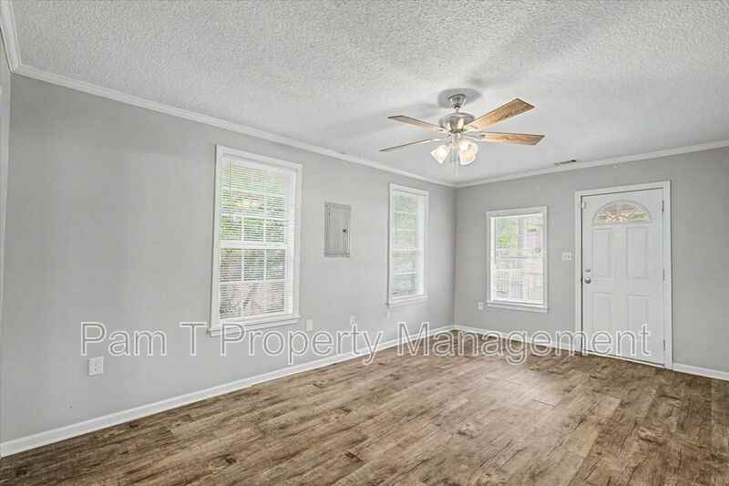 212 W 58th St - Photo 7 of 21