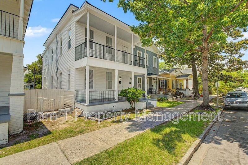 615 W 39th St #A