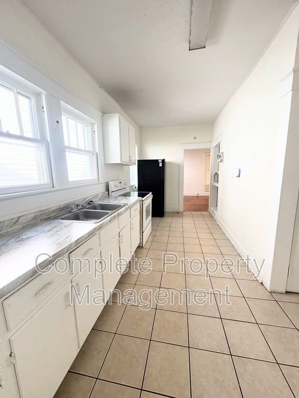 4232 Terrace S - Photo 5 of 7