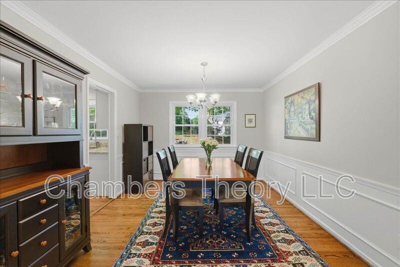 9902 Madrigal Way - Photo 3 of 33