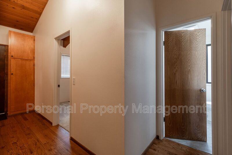 11623 Se Evergreen Hwy - Photo 5 of 20