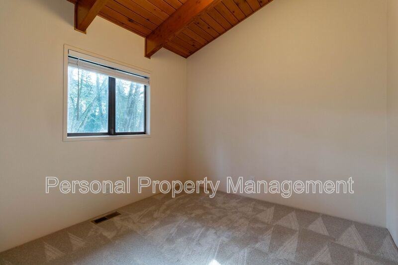 11623 Se Evergreen Hwy - Photo 6 of 20