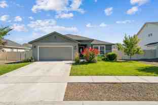 8316 E Conant St - Photo 1 of 1