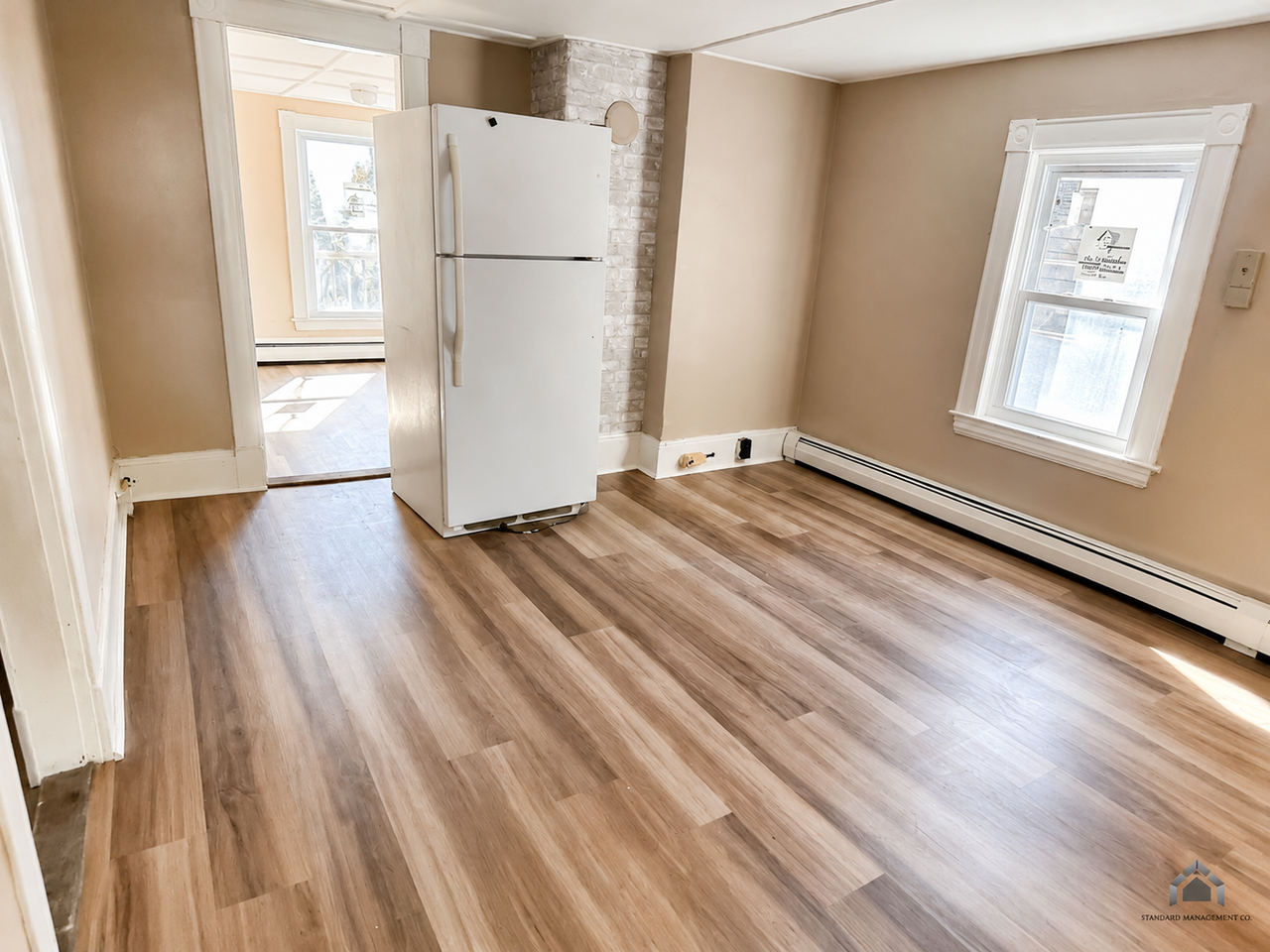 77 North St - Photo 3 of 23