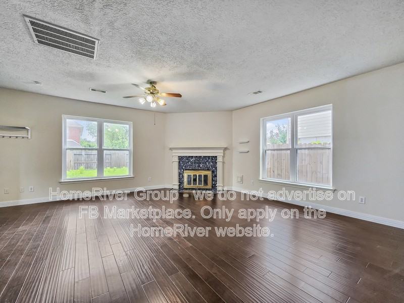 9343 Starfire Ln - Photo 5 of 22