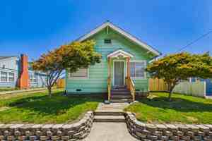 featured image of 3325 F St