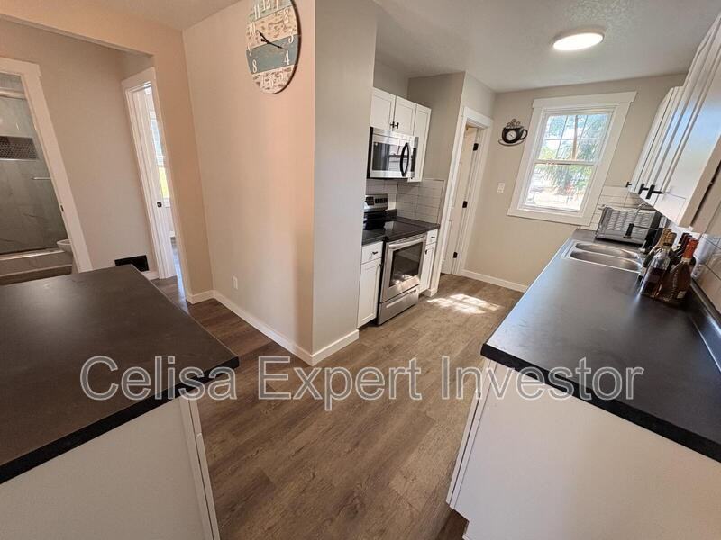 2337 Winter St - Photo 4 of 8