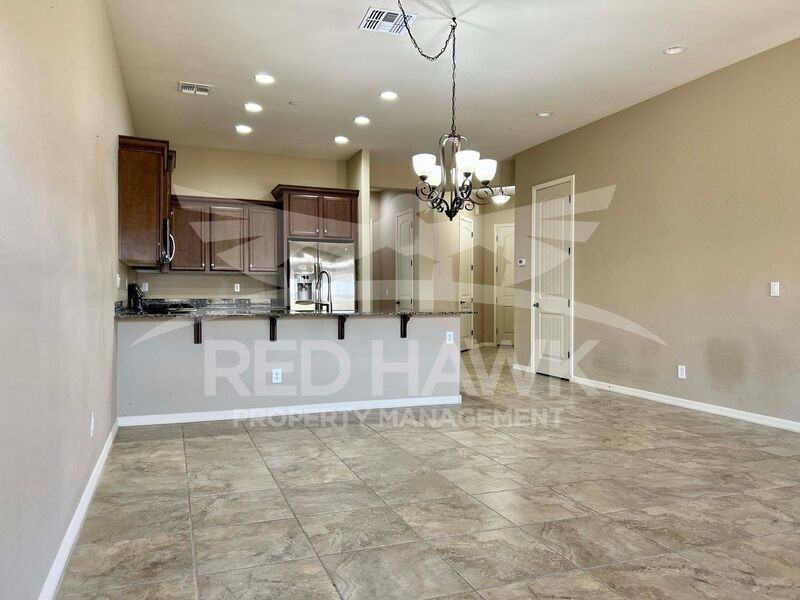 1748 N Makalu Cir - Photo 6 of 20