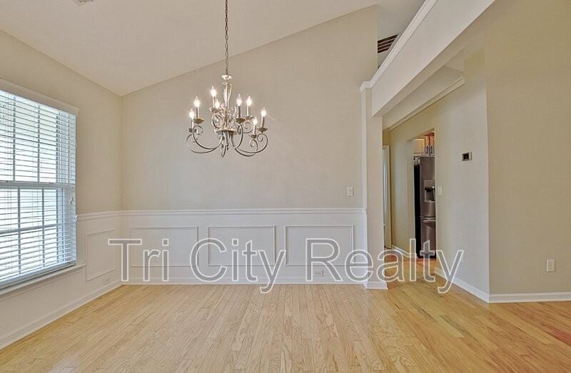341 Hunterian Pl - Photo 7 of 50